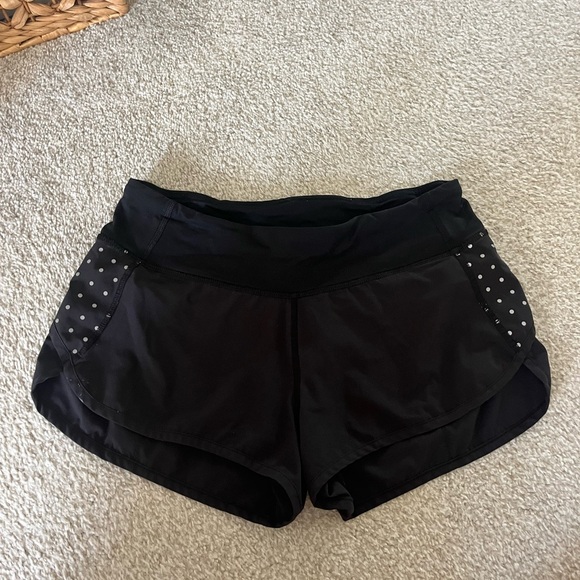 Lululemon speed up short - Picture 1 of 2